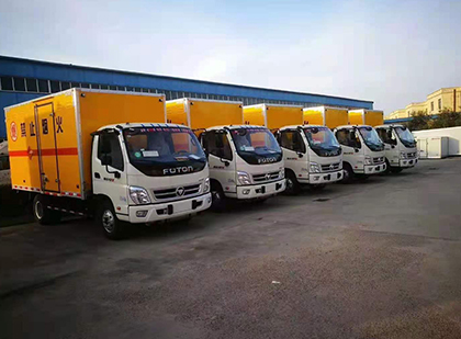 阿拉尔农场爆破器材运输车
